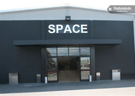 outlet space prada firenze|space florence italy.